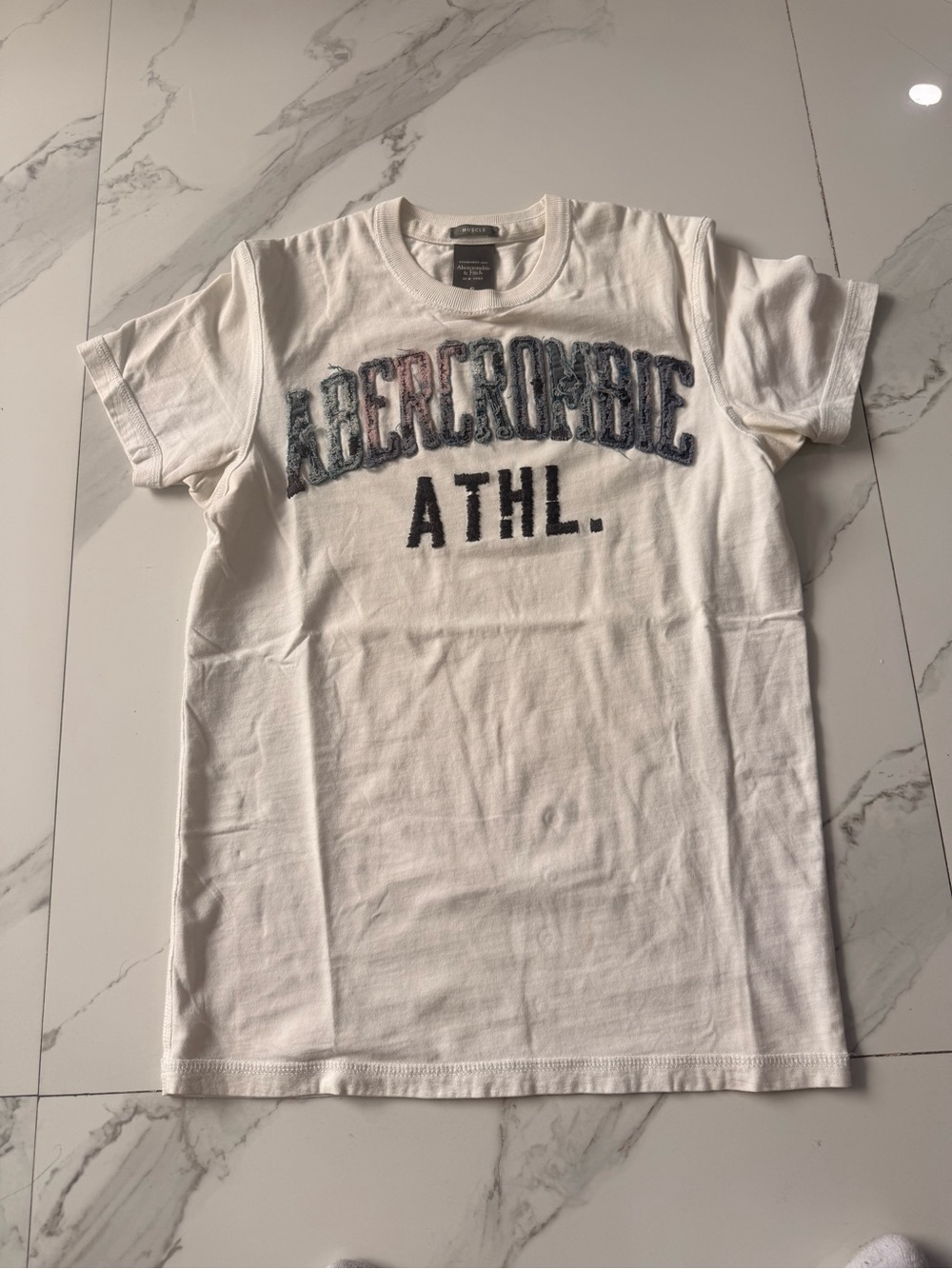Abercrombie & Fitch White Crewneck 'ABERCROMBIE ATHL.' Short Sleeve Tee